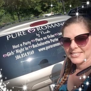 Meet your Posher, Nicole